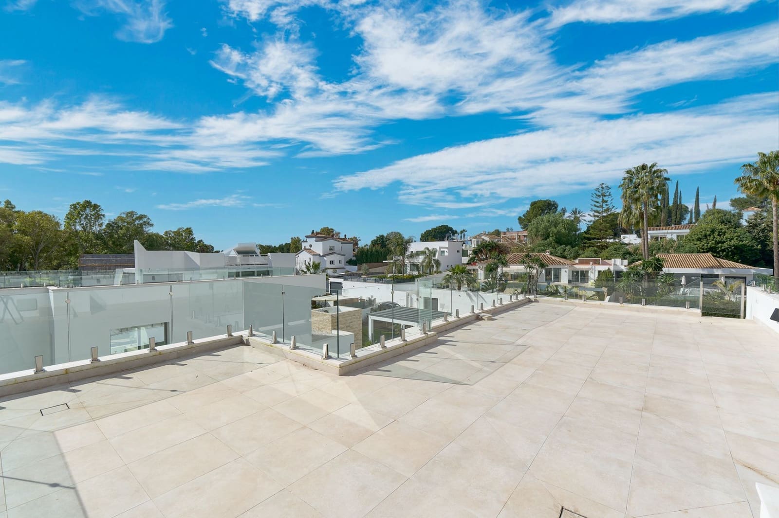 5 makuuhuone Huvila myytävänä paikassa Atalaya-Isdabe mukana uima-altaan 
autotalli - 1 950 000 € (Ref: 9651233)