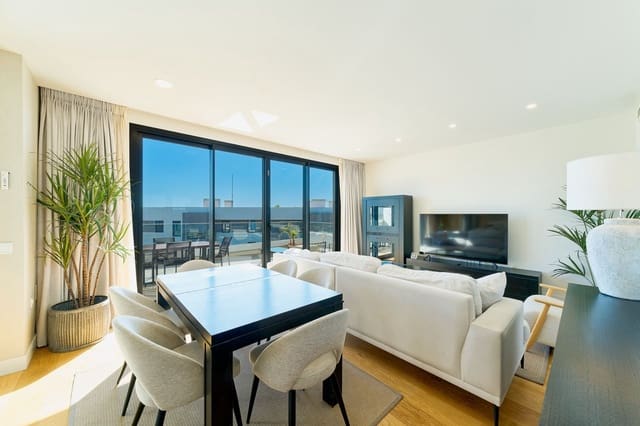 4 soverom Penthouse til salgs i Colinas del Limonar, Málaga by med svømmebasseng garasje - € 990 000 (Ref: 9721090)