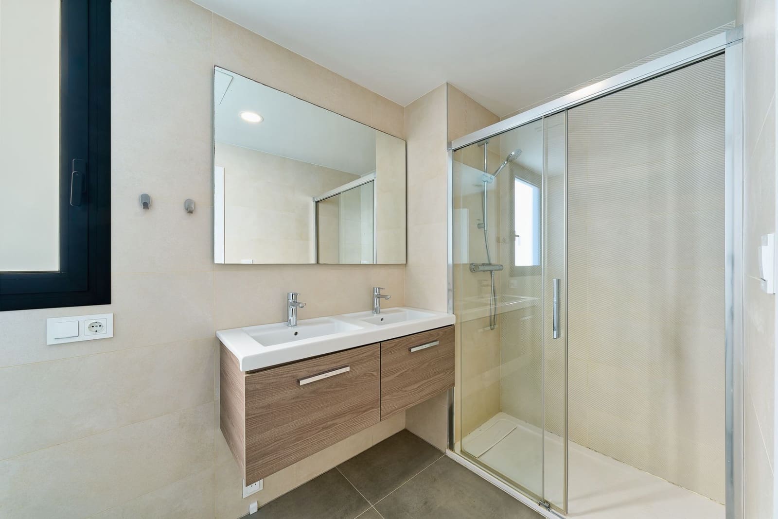 4 soverom Penthouse til salgs i Malaga by med svømmebasseng garasje - € 990 000 (Ref: 9721090)