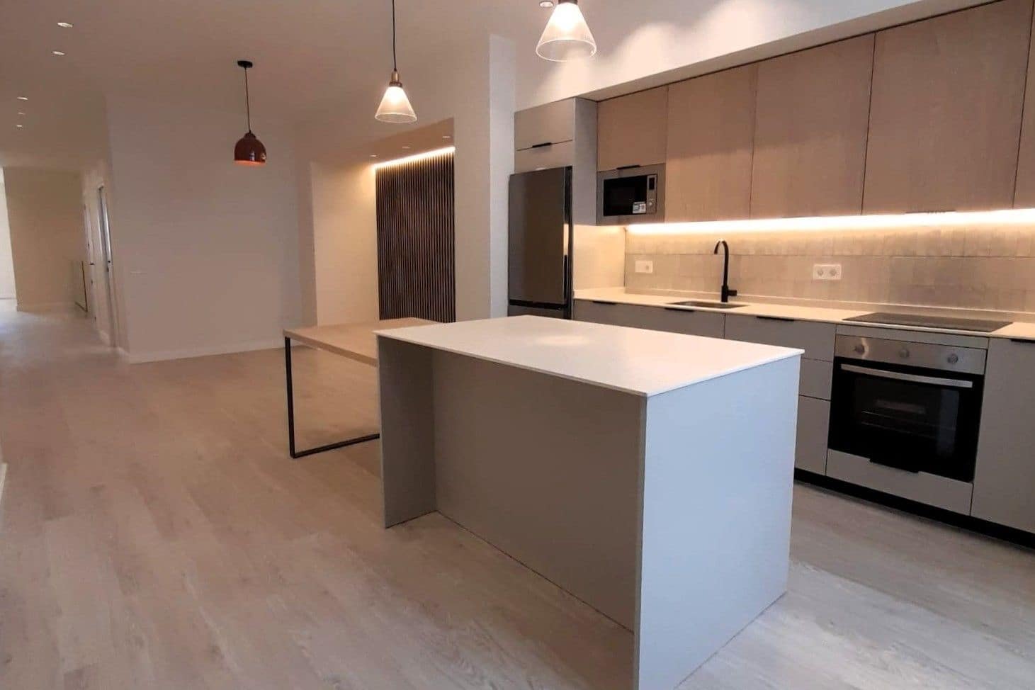 3 soveværelse Byhus til salg i Malaga by - € 410.000 (Ref: 9751603)