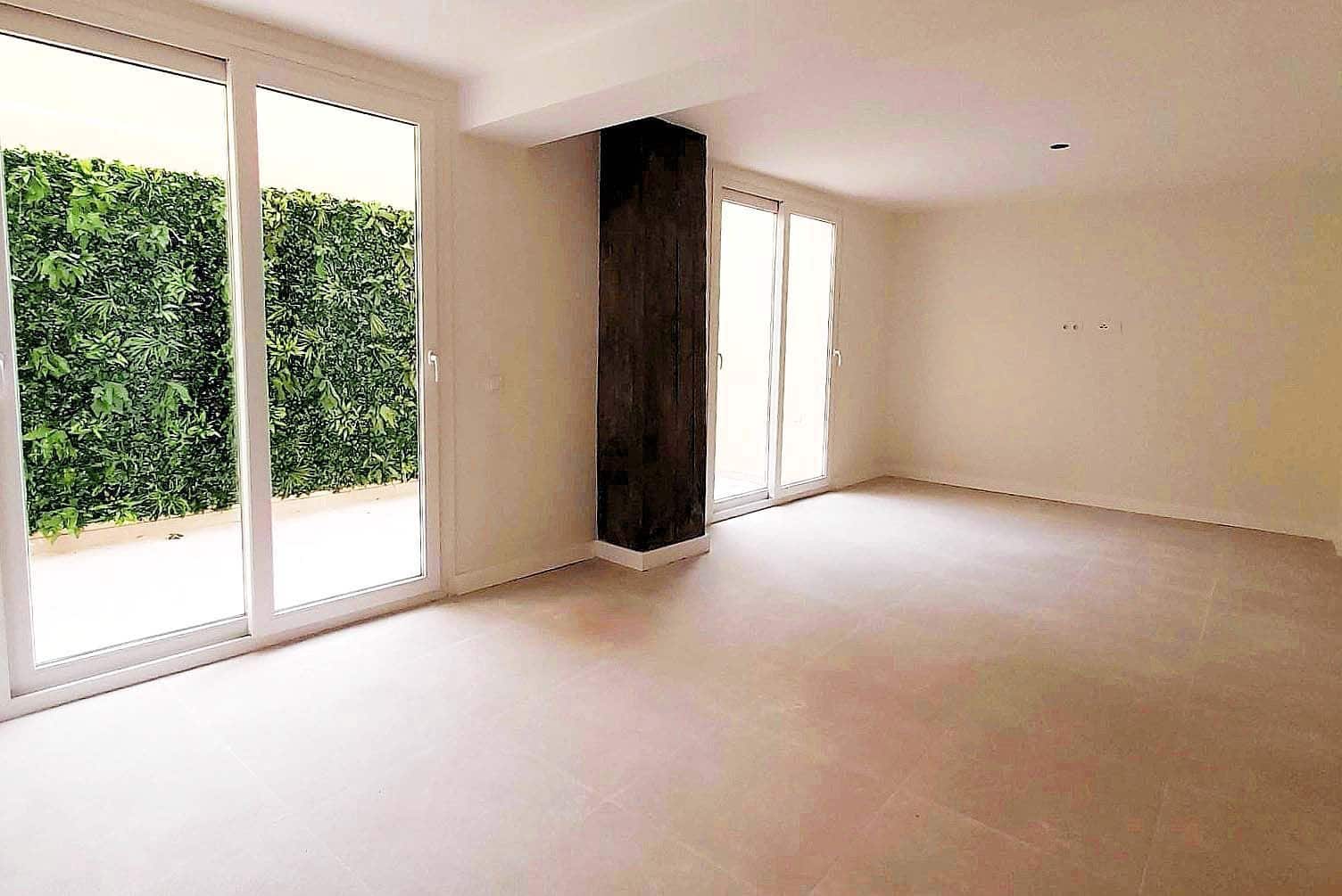 3 soveværelse Byhus til salg i Malaga by - € 410.000 (Ref: 9751603)