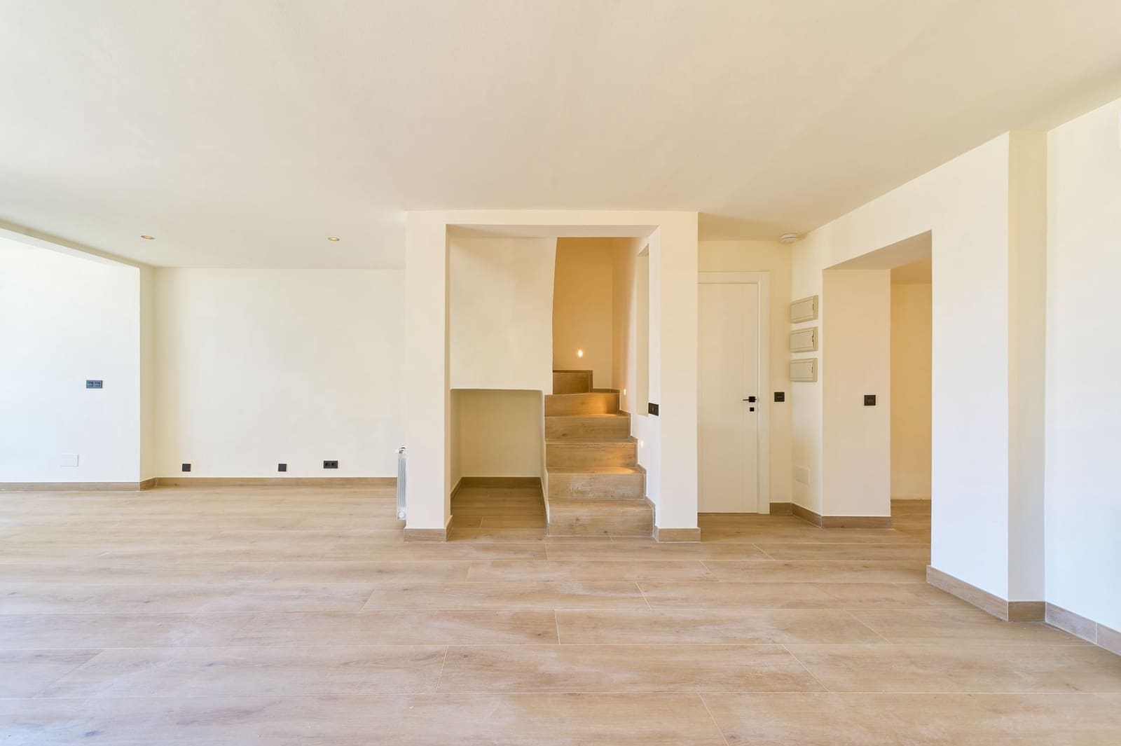 3 slaapkamer Halfvrijstaande villa te koop in Malaga stad - € 785.000 (Ref: 9833227)