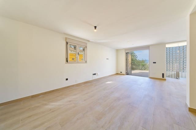 3 slaapkamer Halfvrijstaande villa te koop in Cerrado de Calderon, Málaga stad - € 785.000 (Ref: 9833227)