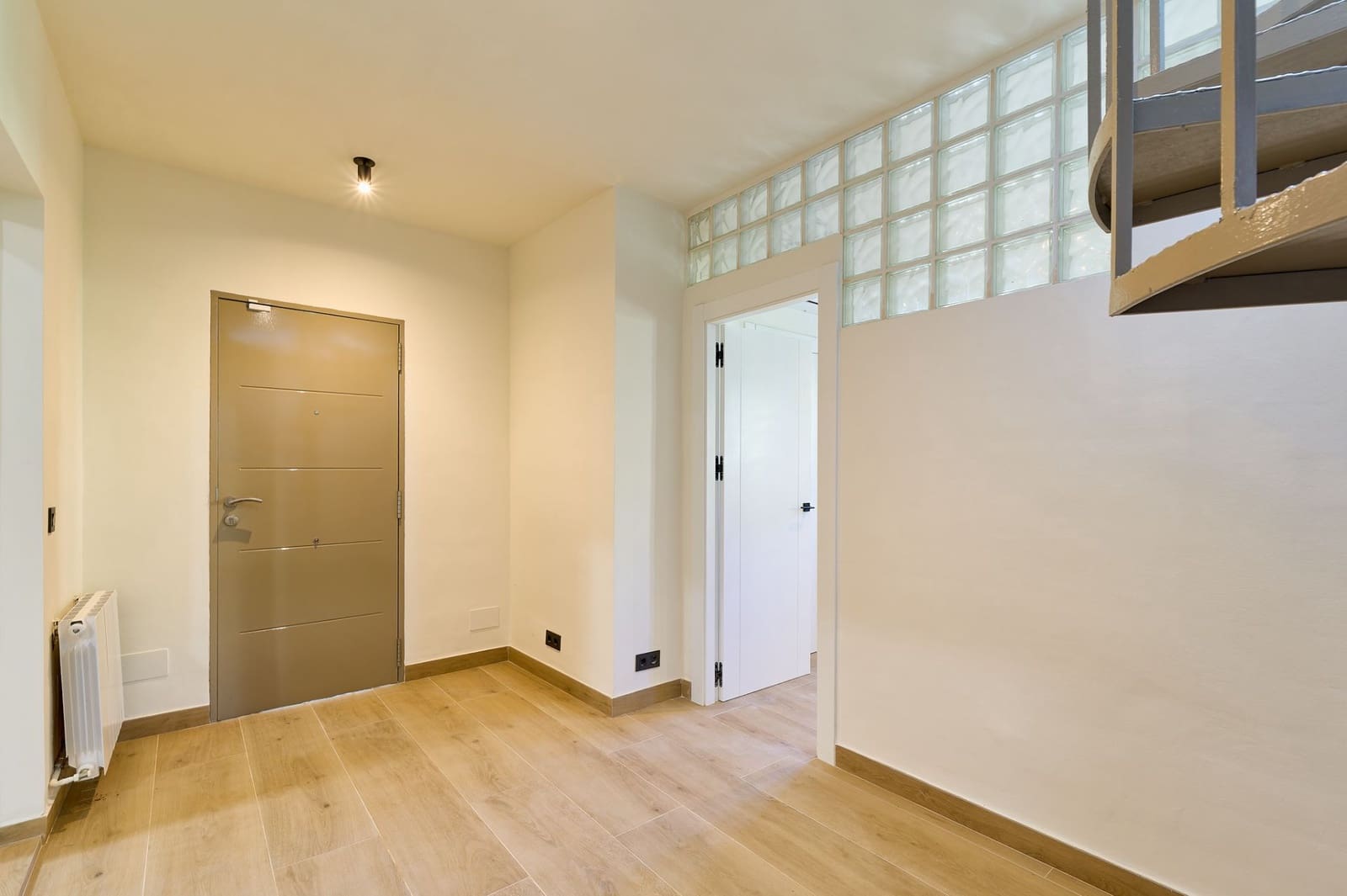 3 slaapkamer Halfvrijstaande villa te koop in Malaga stad - € 785.000 (Ref: 9833227)