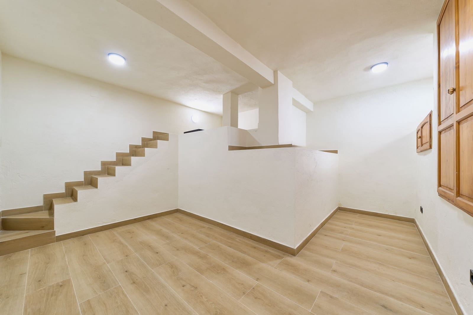 3 slaapkamer Halfvrijstaande villa te koop in Malaga stad - € 785.000 (Ref: 9833227)