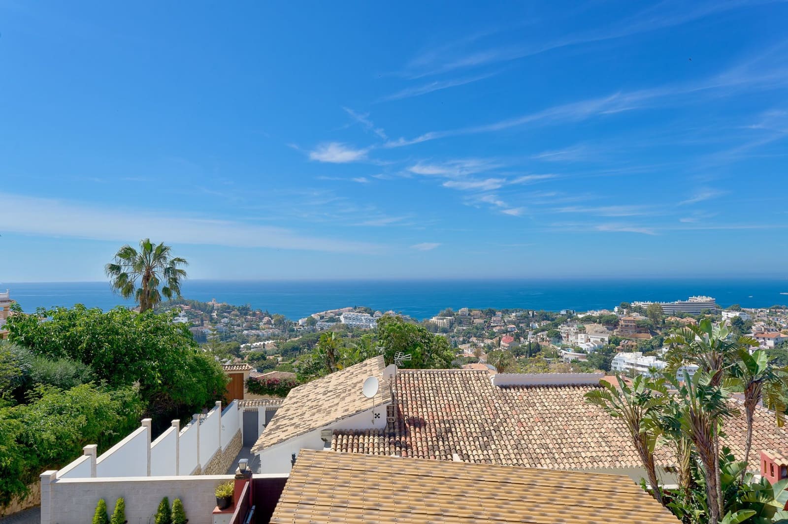 Chalet de 4 habitaciones en Málaga ciudad en venta con piscina garaje - 1.370.000 € (Ref: 9850740)