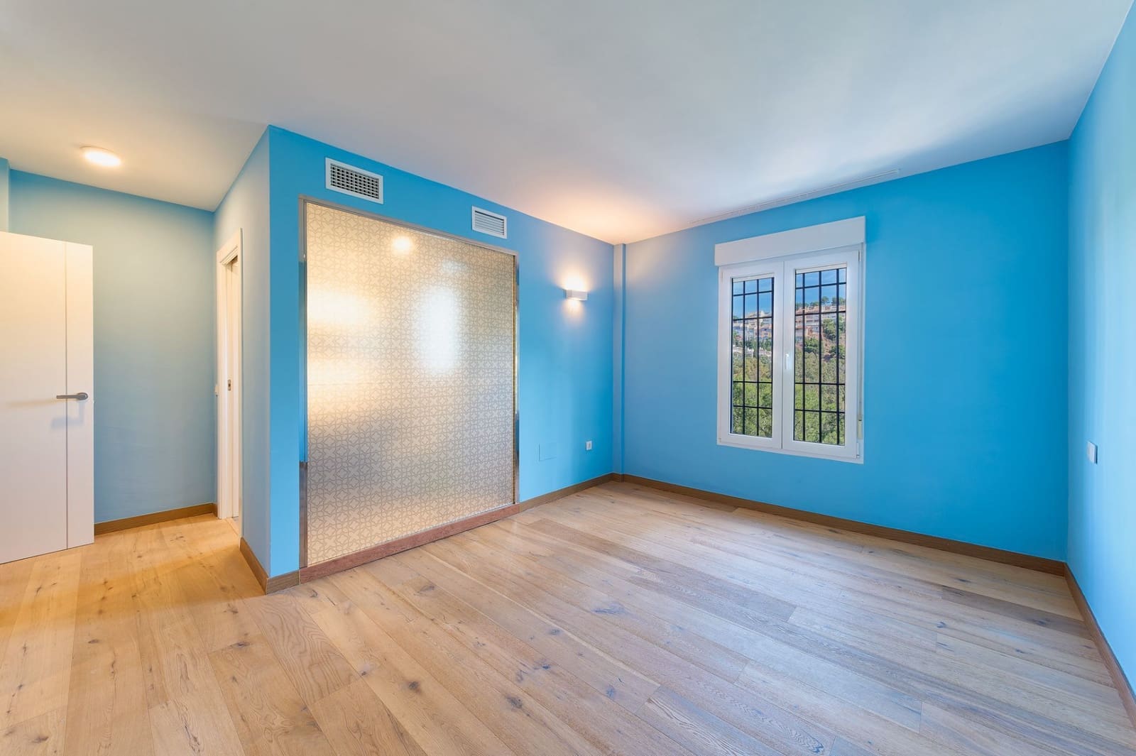 Chalet de 4 habitaciones en Málaga ciudad en venta con piscina garaje - 1.370.000 € (Ref: 9850740)