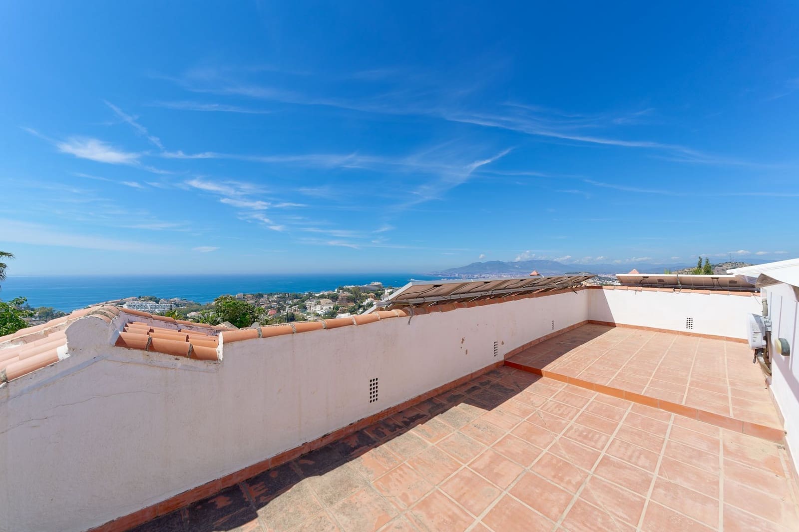 Chalet de 4 habitaciones en Málaga ciudad en venta con piscina garaje - 1.370.000 € (Ref: 9850740)
