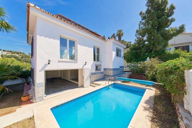 4 sovrum Villa till salu i Málaga stad med pool garage - 1 295 000 € (Ref: 9850740)