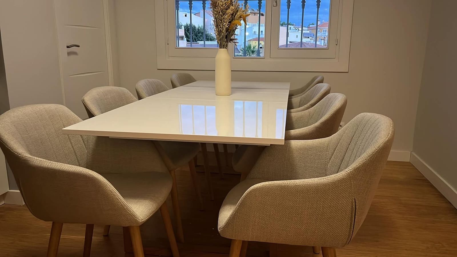 5 camera da letto Villa da affittare in Malaga citta con piscina garage - 5.000 € (Rif: 9912495)