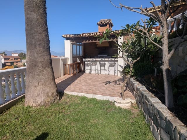 5 camera da letto Villa da affittare in Olletas, Malaga città con piscina garage - 5.000 € (Rif: 9912495)