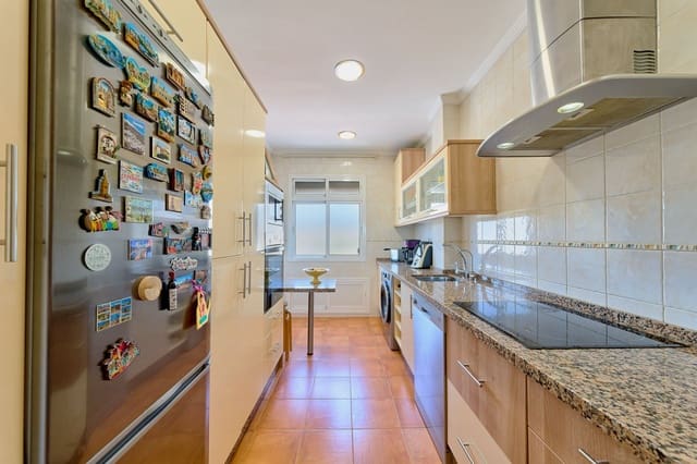 3 slaapkamer Flat te koop in Málaga stad met garage - € 375.000 (Ref: 9921673)
