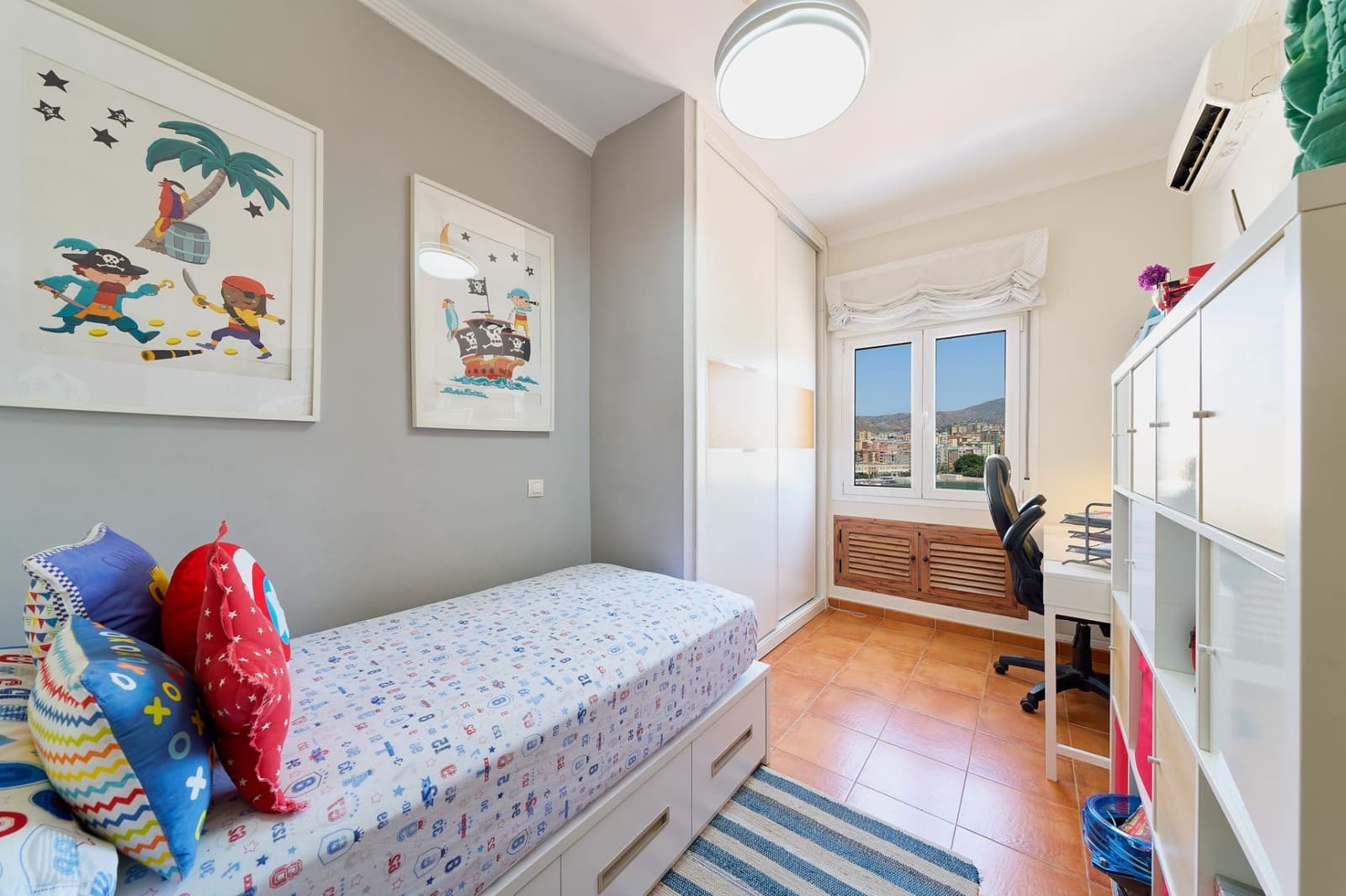 3 sypialnia Mieszkanie na sprzedaż w Miasto Malaga z garażem - 375 000 € (Ref: 9921673)