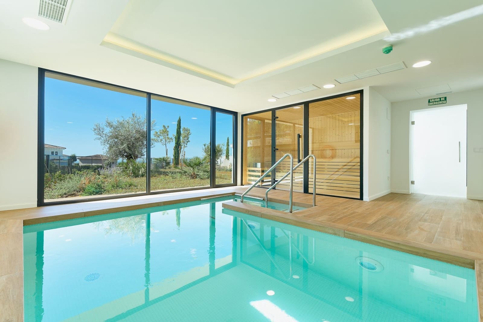 2 Zimmer Penthouse zu verkaufen in Fuengirola mit Pool Garage - 1.037.000 € (Ref: 9926746)