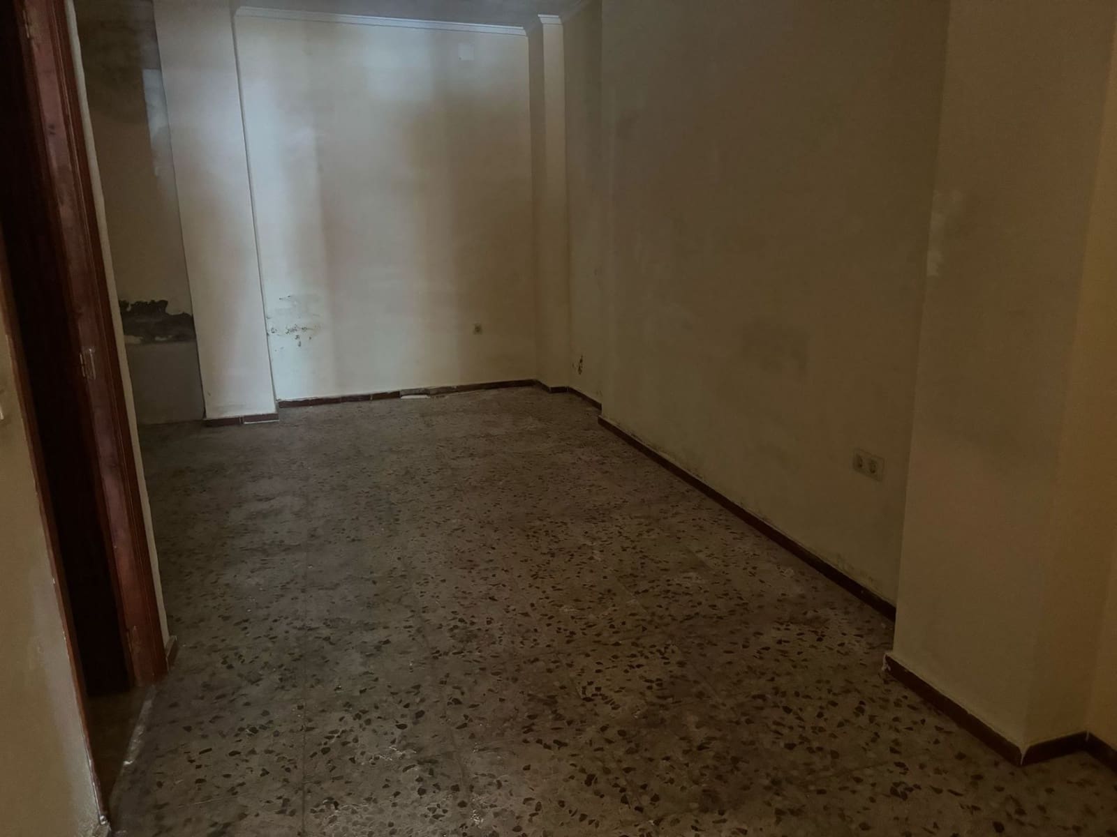 Gewerbe zu verkaufen in Torrevieja - 95.000 € (Ref: 9459655)