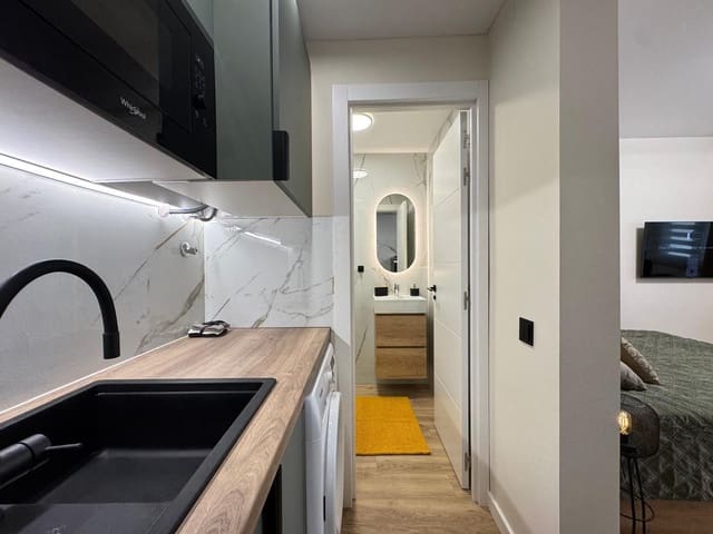 Studio till salu i Aguas Nuevas, Torrevieja med pool - 103 000 € (Ref: 9459659)