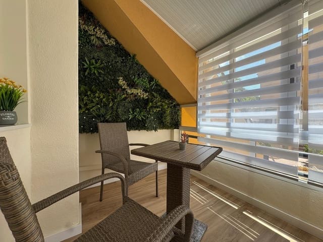 Studio till salu i Aguas Nuevas, Torrevieja med pool - 103 000 € (Ref: 9459659)