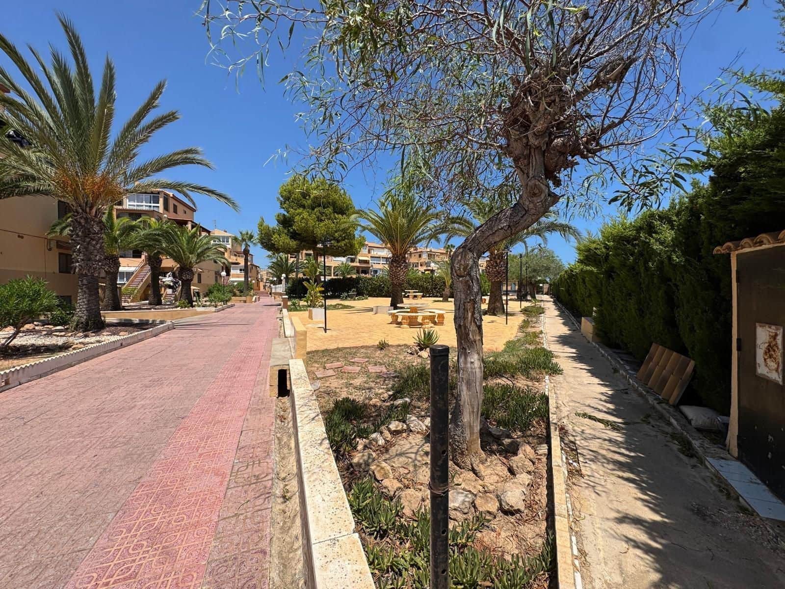 Monolocale in vendita in Torrevieja con piscina - 103.000 € (Rif: 9459659)
