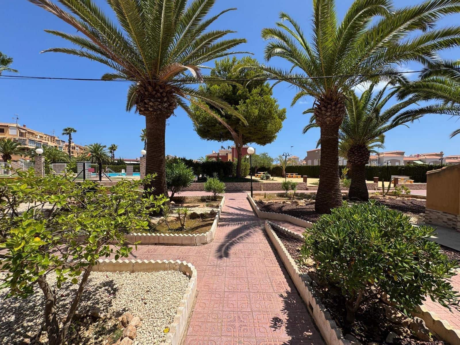 Monolocale in vendita in Torrevieja con piscina - 103.000 € (Rif: 9459659)