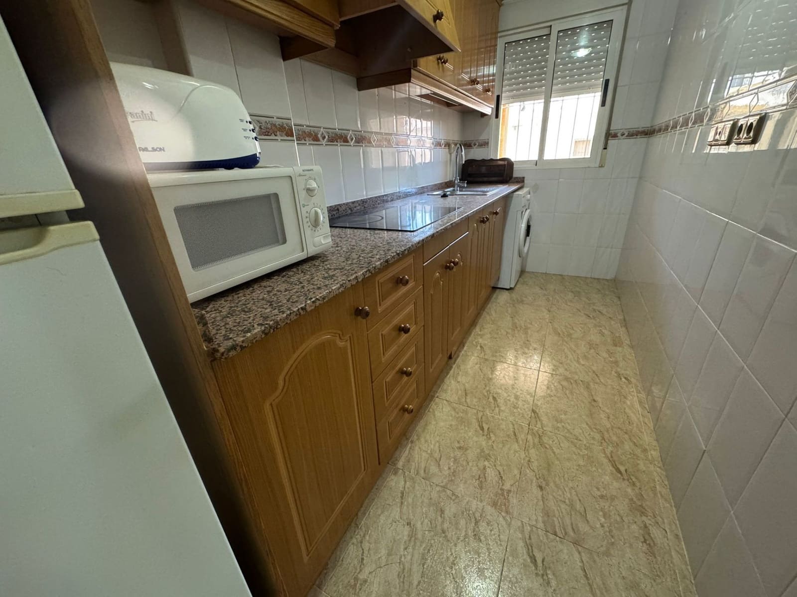 2 bedroom Flat for sale in Los Montesinos with pool - € 113,000 (Ref: 9460664)