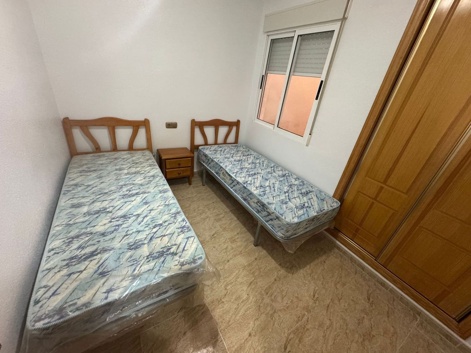 2 bedroom Flat for sale in Los Montesinos with pool - € 113,000 (Ref: 9460664)