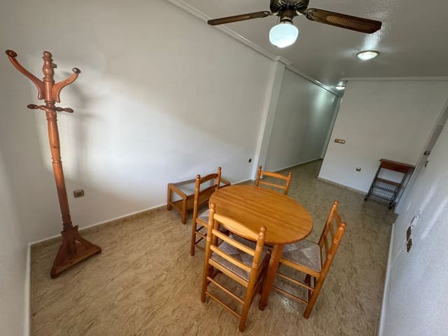 2 bedroom Flat for sale in Los Montesinos with pool - € 113,000 (Ref: 9460664)