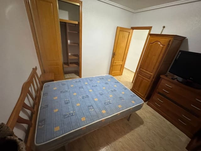 2 bedroom Flat for sale in Los Montesinos with pool - € 113,000 (Ref: 9460664)