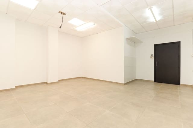 Kommersiell till salu i El Acequión - Los Náufragos, Torrevieja - 126 000 € (Ref: 9460668)