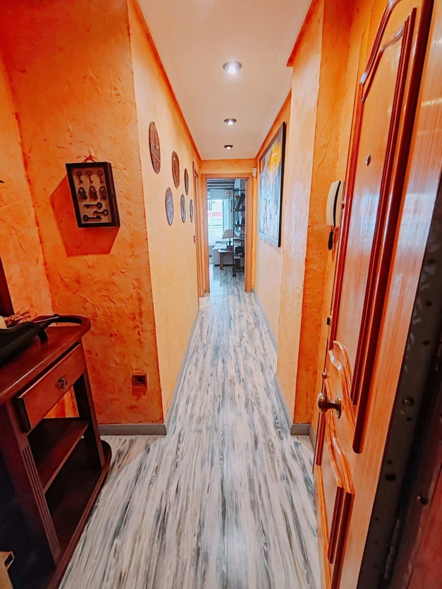 3 bedroom Apartment for sale in Torrevieja with pool - € 250,000 (Ref: 9462733)