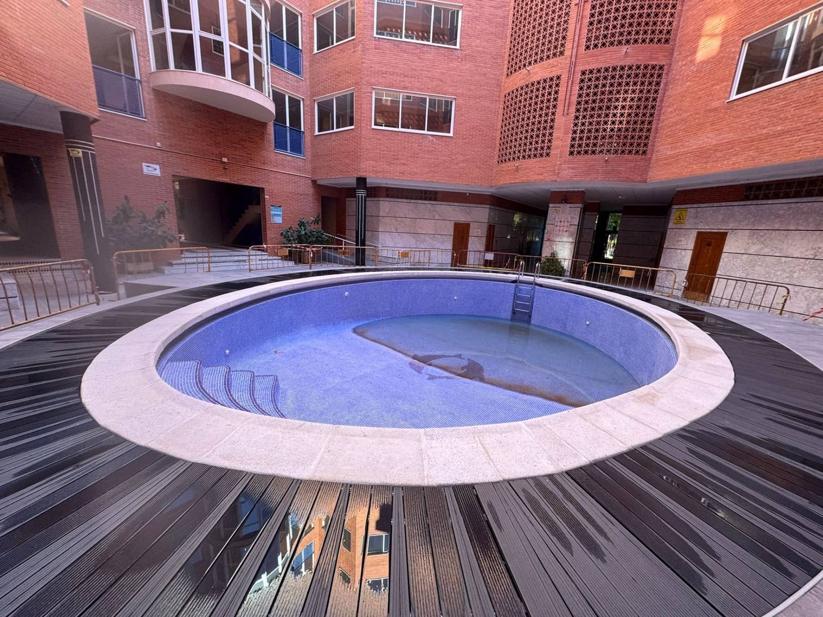 3 bedroom Apartment for sale in Torrevieja with pool - € 250,000 (Ref: 9462733)