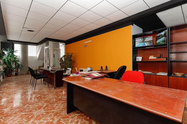 Commerciale in vendita in Centro, Torrevieja - 298.000 € (Rif: 9462735)