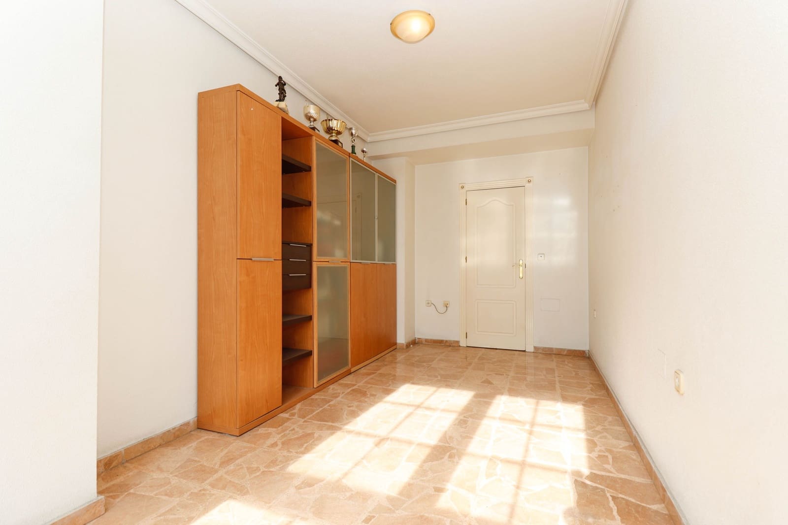 5 sovrum Lägenhet till salu i Torrevieja - 315 000 € (Ref: 9462754)