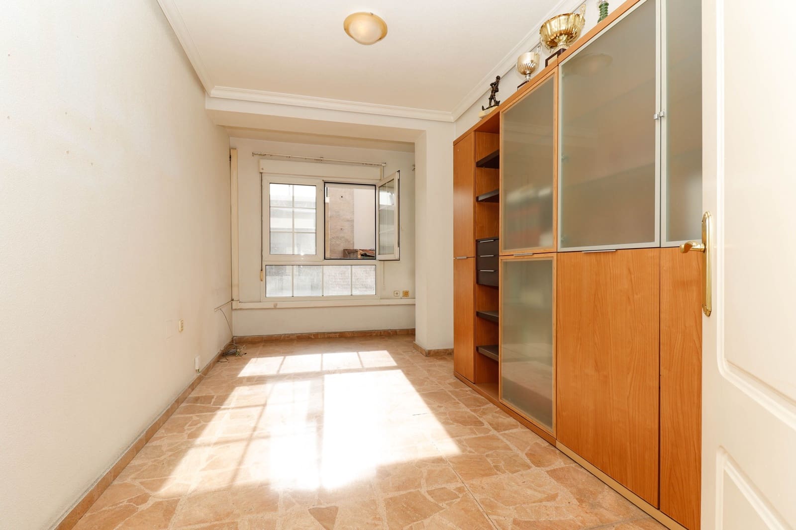 5 sovrum Lägenhet till salu i Torrevieja - 315 000 € (Ref: 9462754)