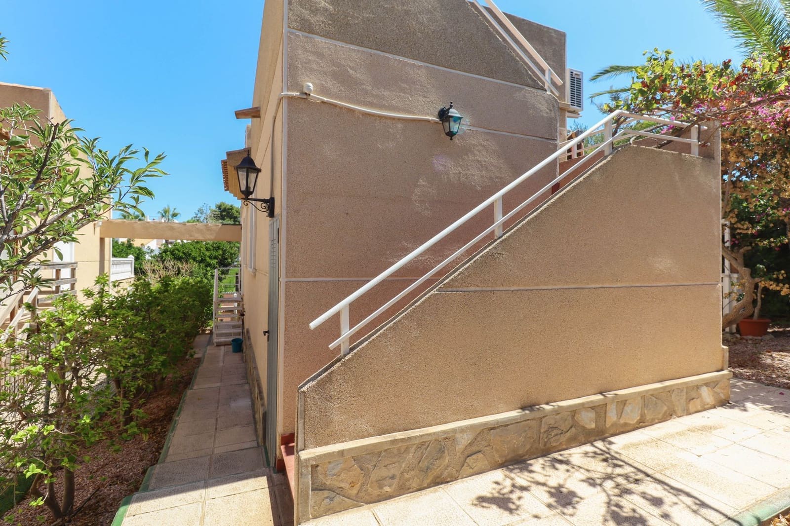 3 bedroom Villa for sale in Orihuela Costa with pool garage - € 389,000 (Ref: 9465935)