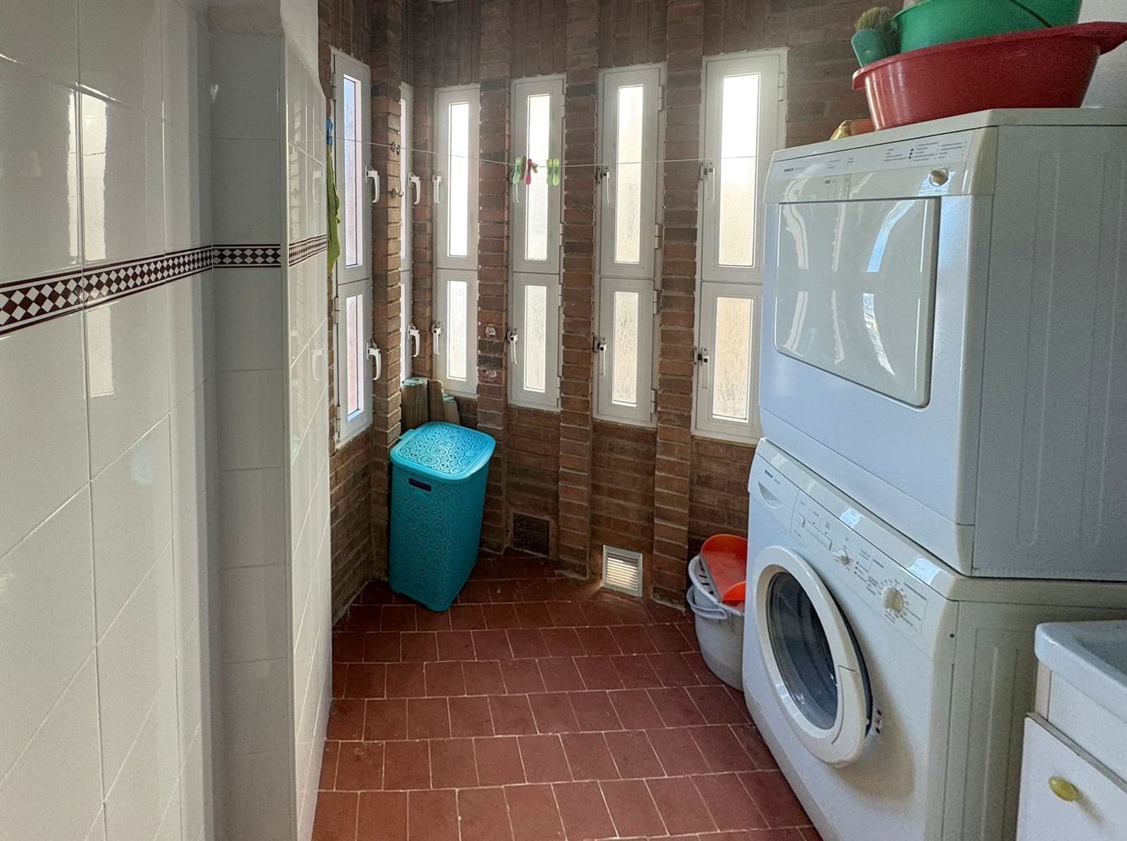 3 bedroom Flat for sale in Torrevieja with garage - € 425,000 (Ref: 9466152)