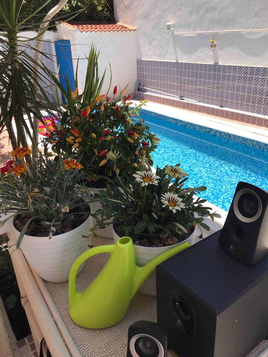 3 bedroom Villa for sale in Torrevieja with pool - € 550,000 (Ref: 9467769)