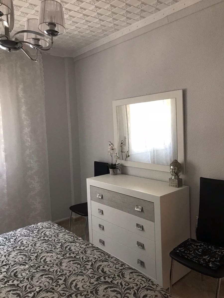 3 bedroom Villa for sale in Torrevieja with pool - € 550,000 (Ref: 9467769)