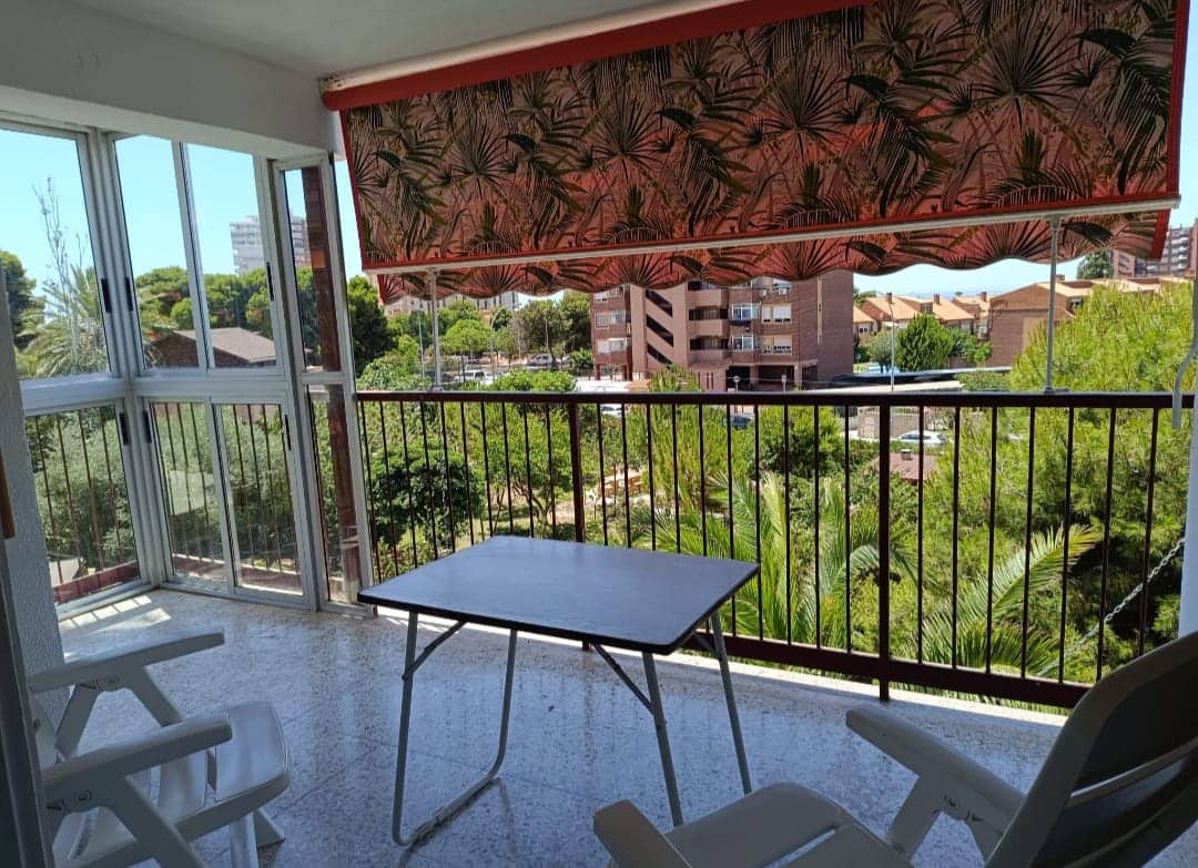 Piso de 2 habitaciones en Cabo de las Huertas en alquiler con piscina garaje - 1.180 € (Ref: 9489743)