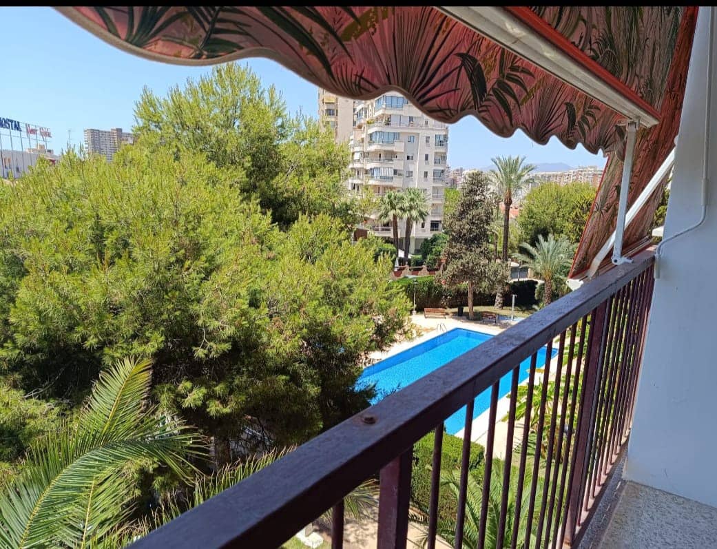 Piso de 2 habitaciones en Cabo de las Huertas en alquiler con piscina garaje - 1.180 € (Ref: 9489743)