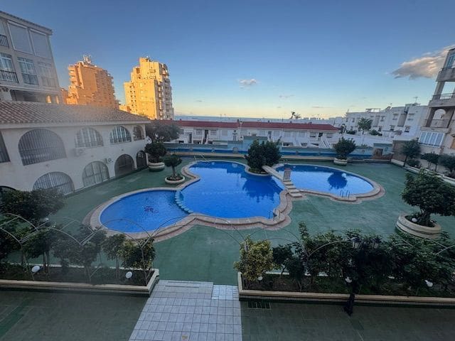 Studio till salu i Cabo Cervera, Torrevieja med pool garage - 106 500 € (Ref: 9523487)