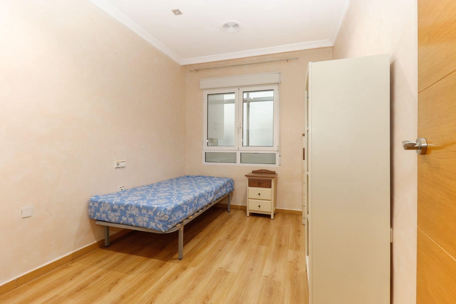 3 makuuhuone Huoneisto myytävänä paikassa Torrevieja - 149 000 € (Ref: 9536358)