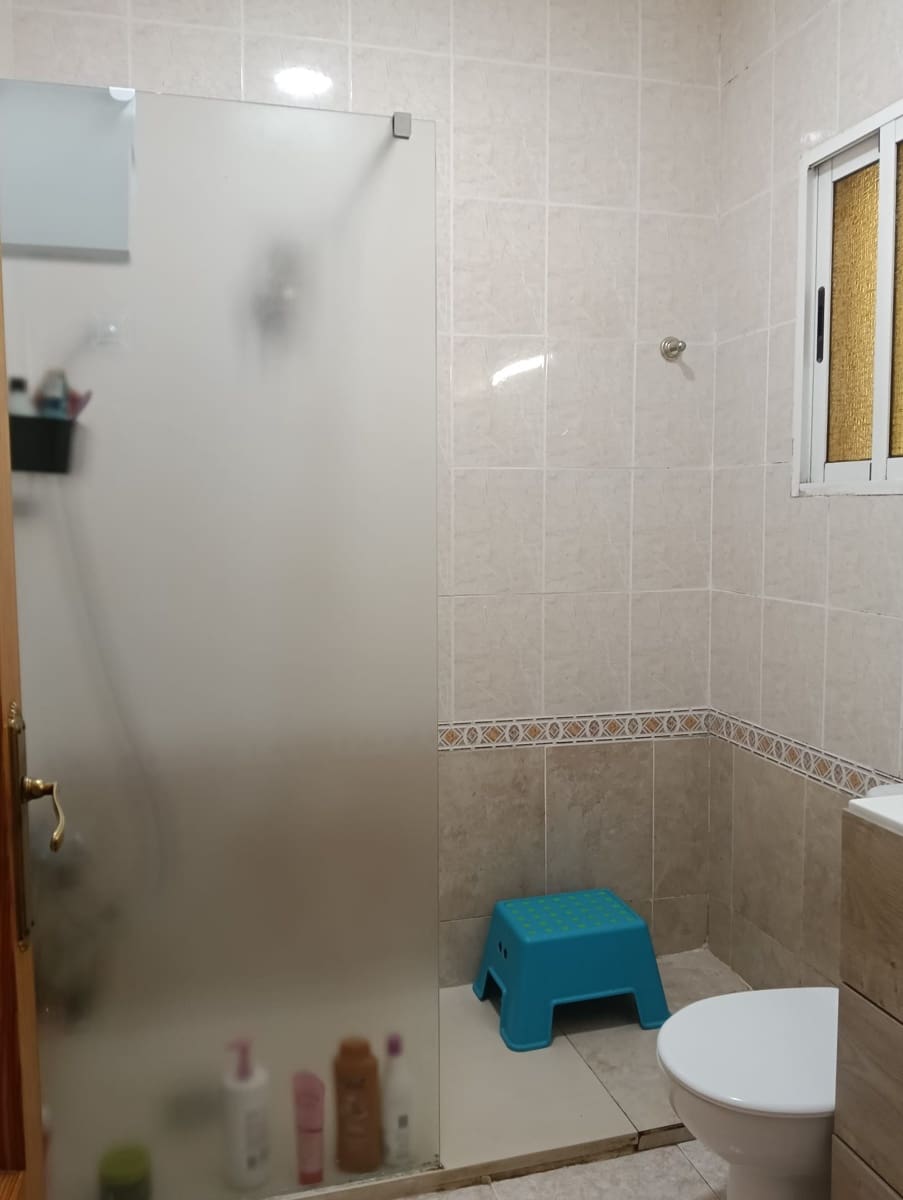 Adosado de 4 habitaciones en Torrevieja en venta con piscina garaje - 193.000 € (Ref: 9536451)
