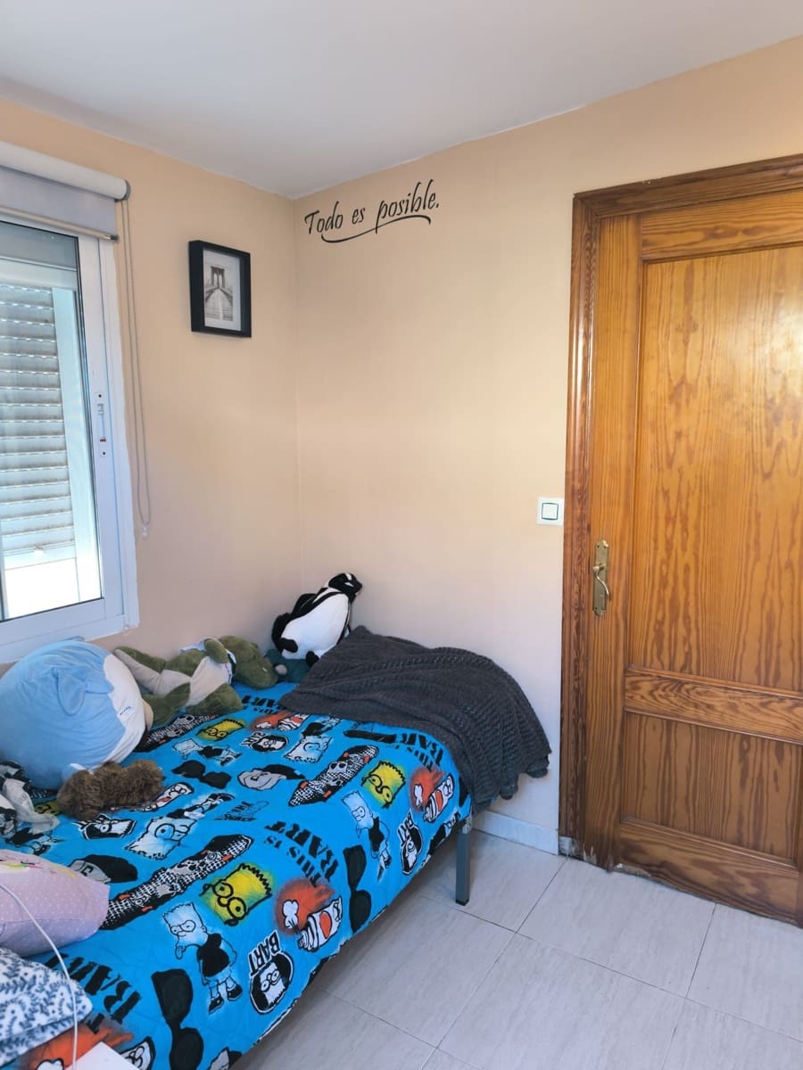 Adosado de 4 habitaciones en Torrevieja en venta con piscina garaje - 193.000 € (Ref: 9536451)