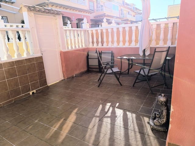 Adosado de 4 habitaciones en Torrevieja en venta con piscina garaje - 193.000 € (Ref: 9536451)