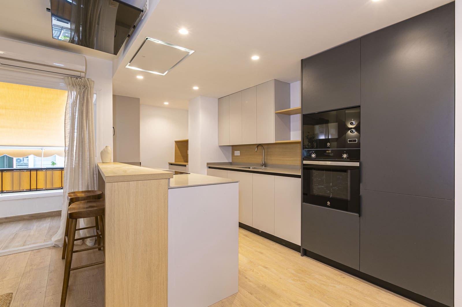 Apartamento de 2 habitaciones en Marbella en venta - 550.000 € (Ref: 9543930)