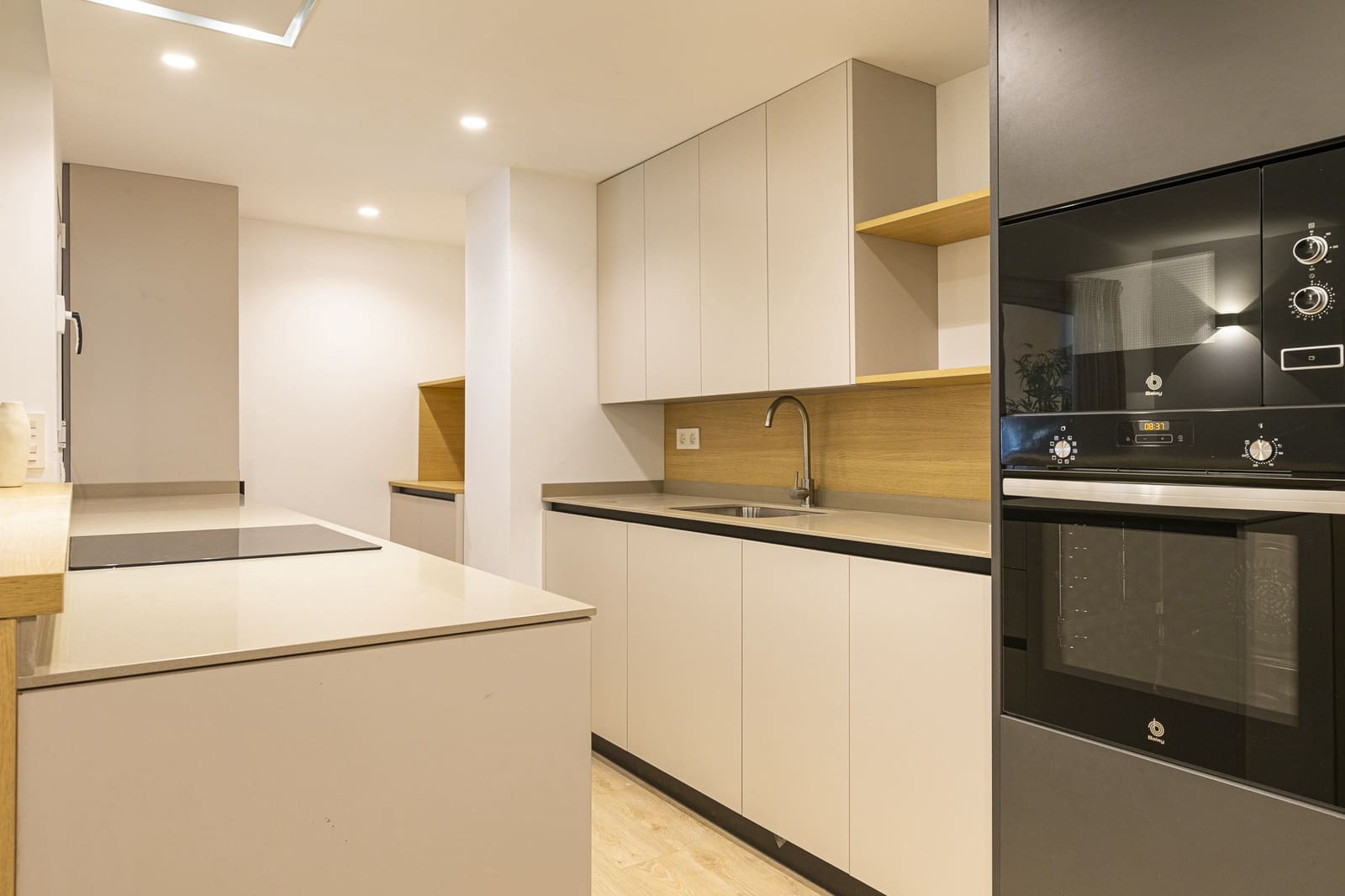 Apartamento de 2 habitaciones en Marbella en venta - 550.000 € (Ref: 9543930)