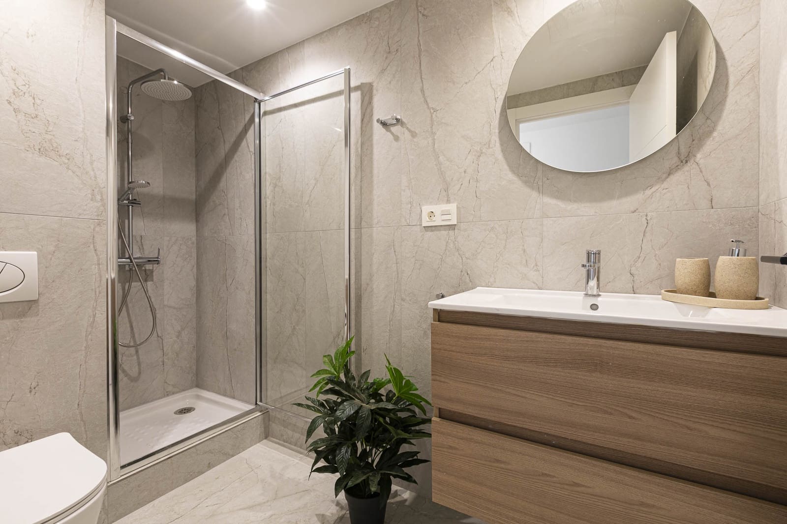 Apartamento de 2 habitaciones en Marbella en venta - 550.000 € (Ref: 9543930)