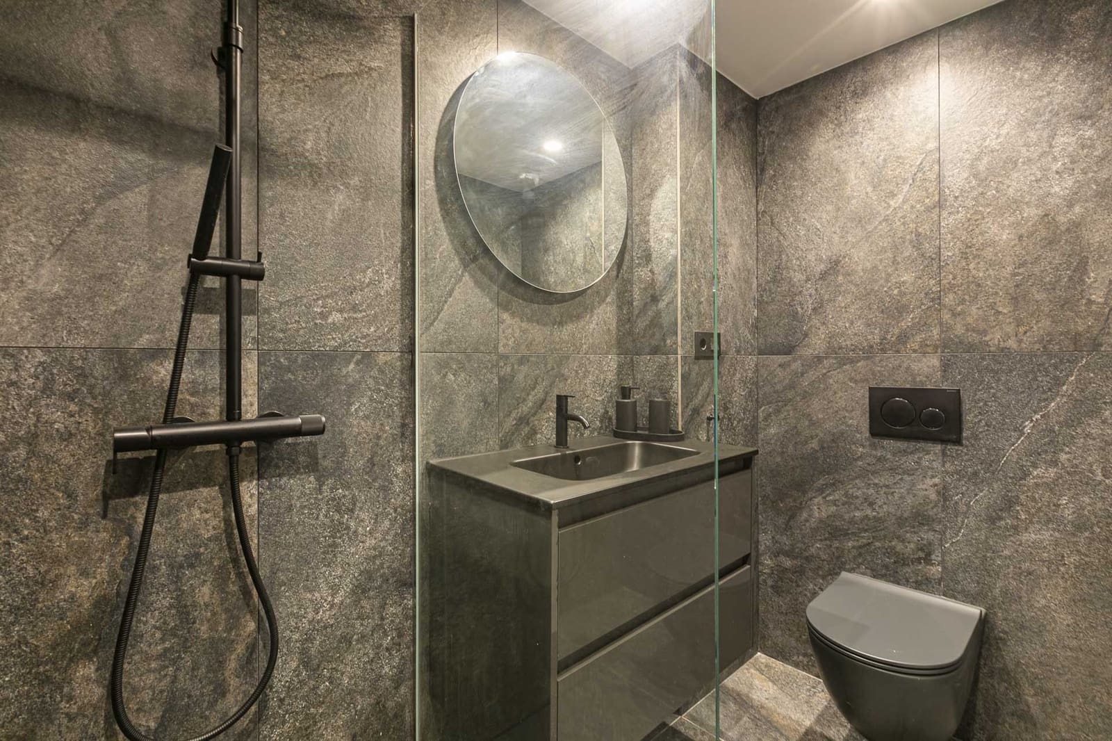 Apartamento de 2 habitaciones en Marbella en venta - 550.000 € (Ref: 9543930)