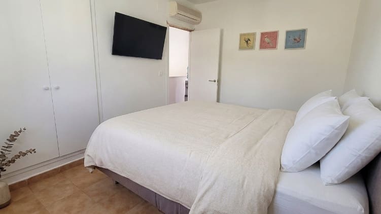 3 soverom Hus til salgs i Relleu med svømmebasseng garasje - € 264 000 (Ref: 10038999)