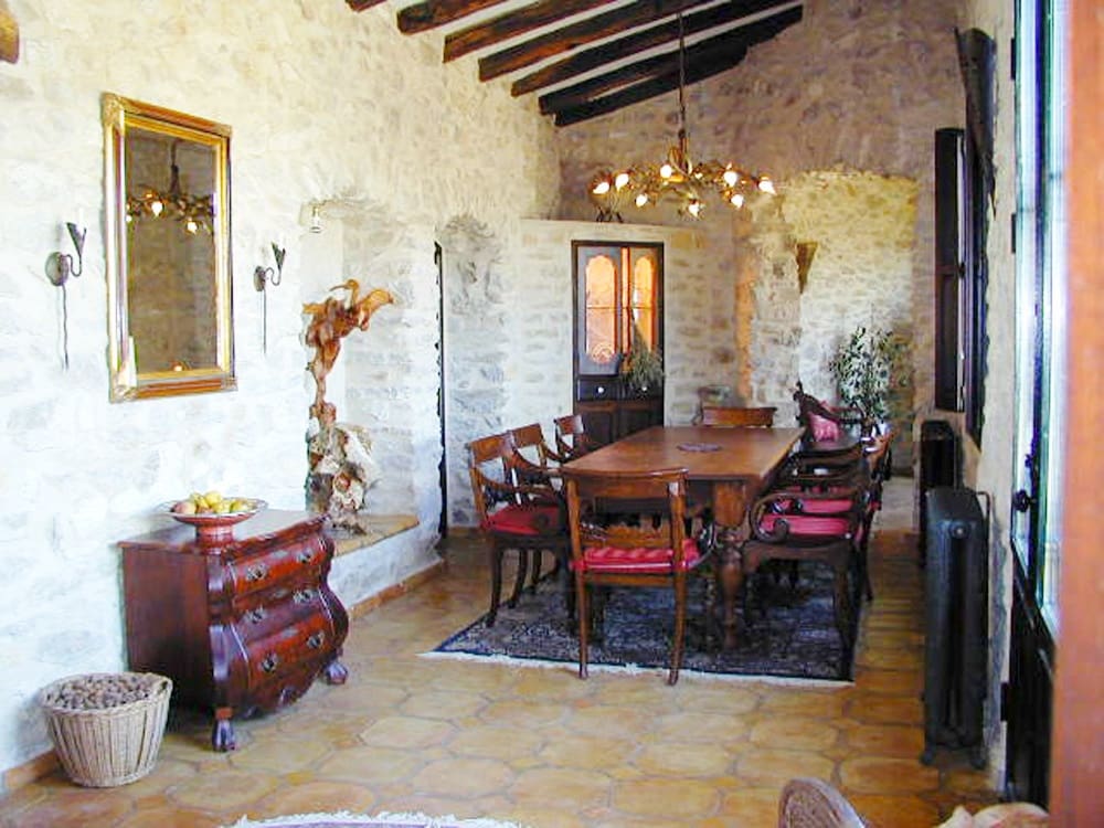 5 soveværelse Finca/Landehus til salg i Relleu med swimmingpool garage - € 2.150.000 (Ref: 2161763)